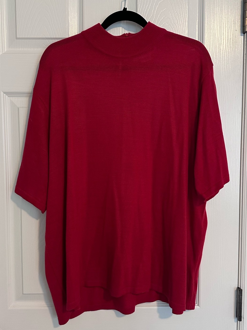 Joan Leslie Red Short-sleeved Sweater